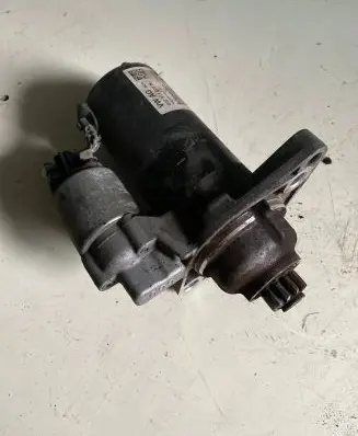Volkswagen Polo V 6R Starter motor 02Z911023N 15032013 0001123028