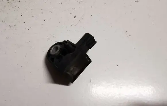 Dodge Durango Airbag deployment crash/impact sensor A1668210151