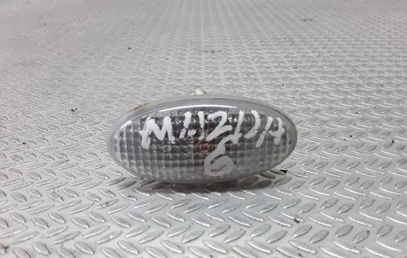 Mazda 6 Front fender indicator light