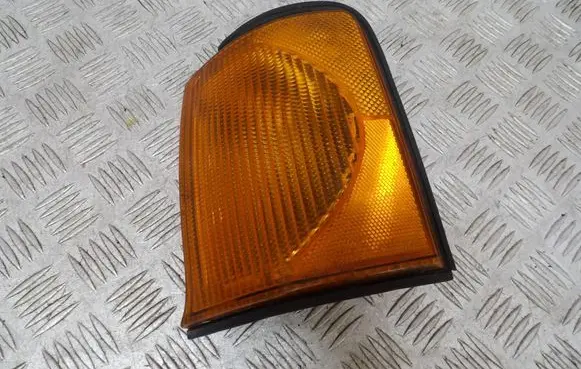 Land Rover Discovery Front indicator light