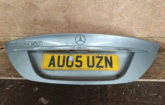 Mercedes-Benz CLS C219 Tailgate/trunk/boot lid 