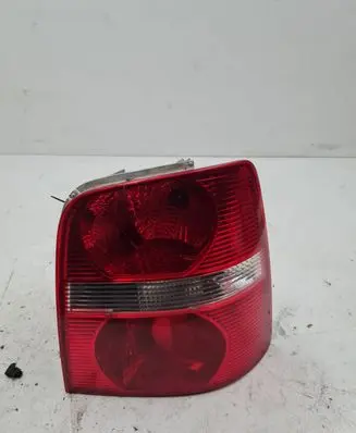 Volkswagen Touran I Rear/tail lights