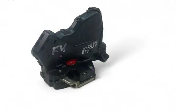 Toyota Hilux (AN10, AN20, AN30) Coupe door lock (next to the handle) 690400K070