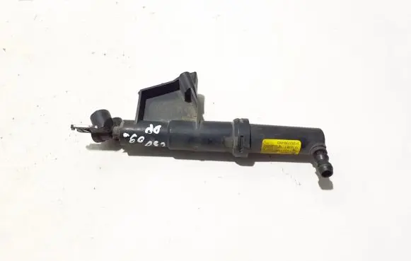 Volvo C30 Headlight washer spray nozzle