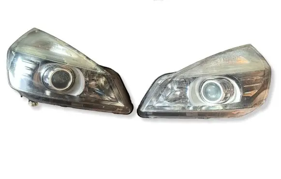 Renault Espace IV Headlights/headlamps set 8200394710