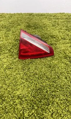 Audi A5 8T 8F Tailgate rear/tail lights 8T0945093