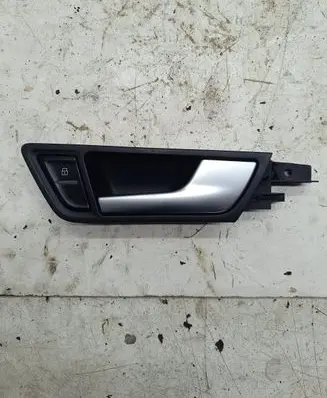 Rear door interior handle