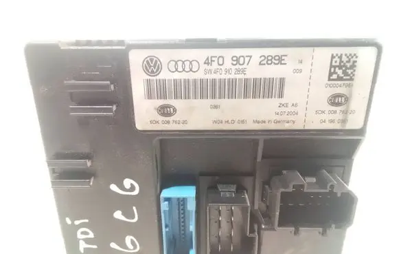 Audi A6 S6 C6 4F Comfort/convenience module 4F0907289E 5DK00876220