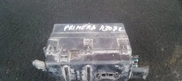 Nissan Primera Fuse box set 71543077 7154-3077