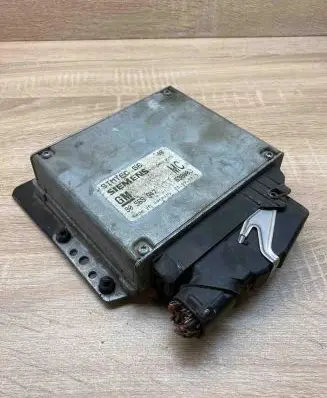 Opel Omega B1 Engine control unit/module ECU 90565947 S98003