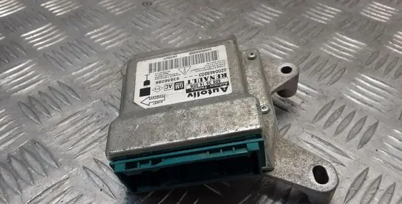 Nissan Primastar Airbag control unit/module 608361600B 8200469203