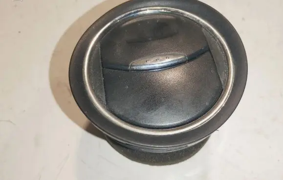 Ford Galaxy Dash center air vent grill E000