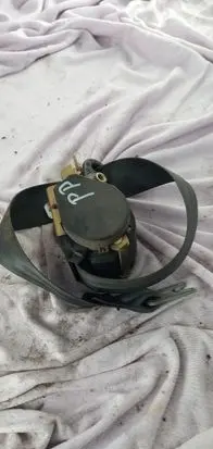 Nissan King Cab, Navara Front seatbelt