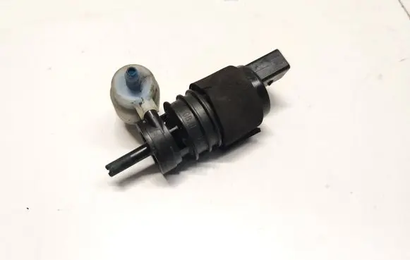 Audi Q7 4M Windscreen/windshield washer pump
