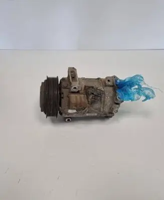 Nissan Qashqai Air conditioning (A/C) compressor (pump) 926004EB0A