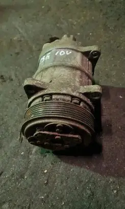 Volvo 850 Air conditioning (A/C) compressor (pump)