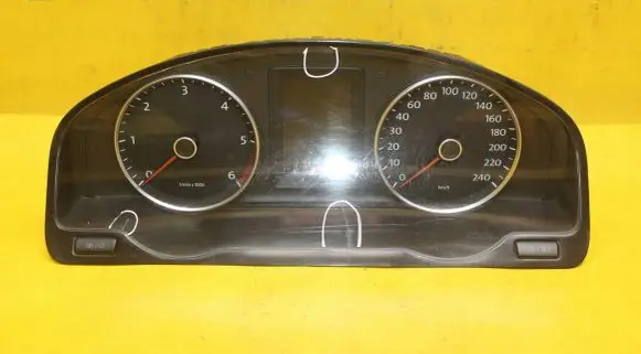 Volkswagen Transporter - Caravelle T5 Speedometer (instrument cluster) 7E0920860G
