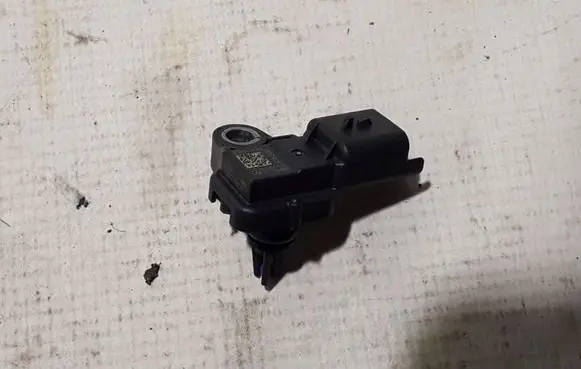 Renault Master III Air pressure sensor 223658341R