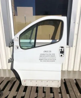 Opel Vivaro Front door