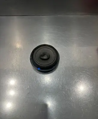 Suzuki Grand Vitara II Front door speaker 3910265J30