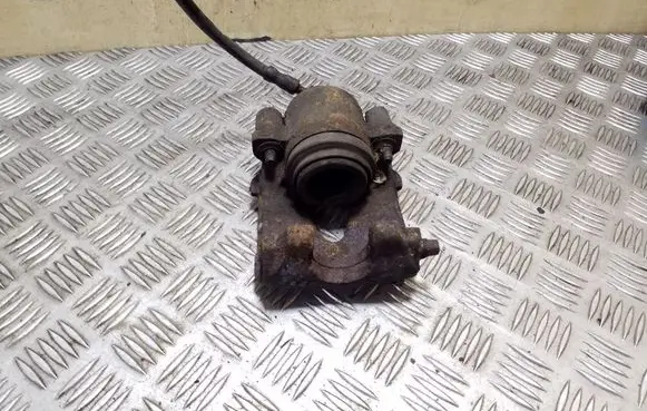 Skoda Octavia Mk2 (1Z) Front brake caliper