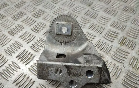 Ford Ecosport Engine mounting bracket