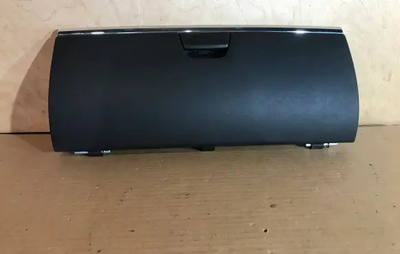 Citroen C6 Glove box lid/cover 