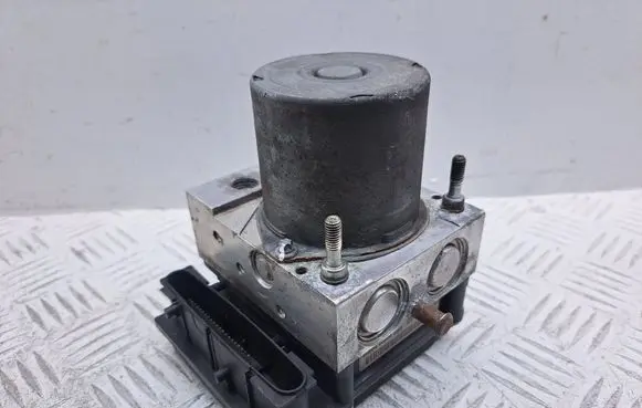 Toyota Corolla Verso AR10 ABS Pump 440500F030 445400F020