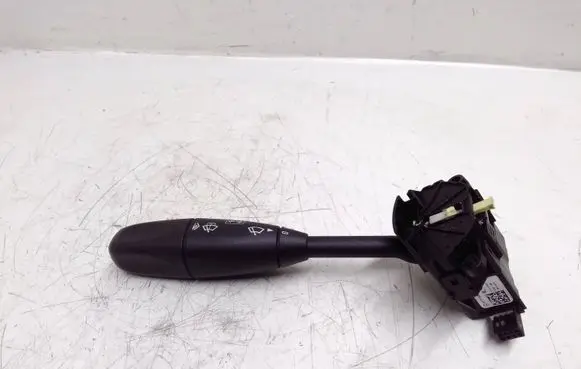 Mercedes-Benz CLS C219 Indicator stalk A1715402245