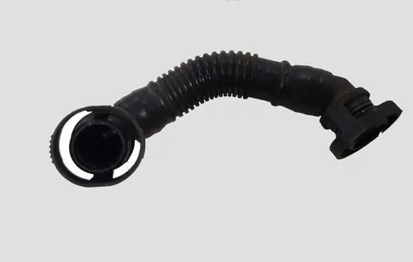Volkswagen PASSAT B6 Breather/breather pipe/hose 03L103493