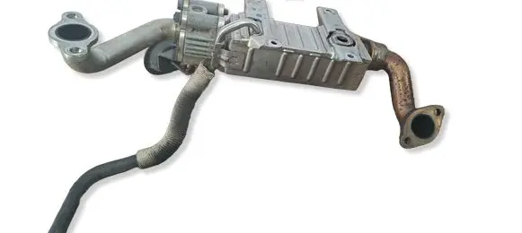 Toyota Avensis T270 EGR valve cooler 256010R020 13064130000 YA20272776