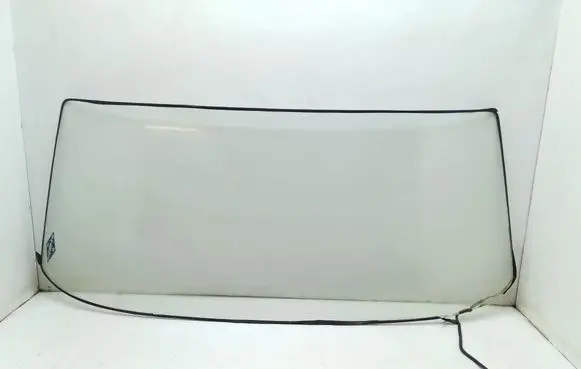 Mercedes-Benz COMPAKT W115 Front windscreen/windshield window 