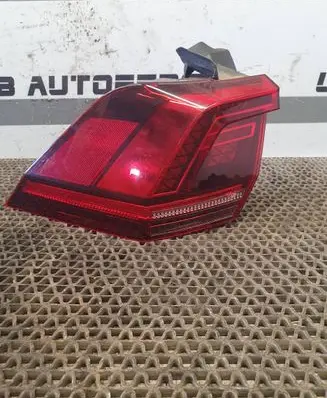 Volkswagen Tiguan Rear/tail lights 5NA945207B 290716