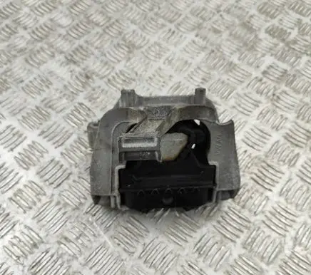 Audi Q2 - Engine mount bracket 5WA199262A