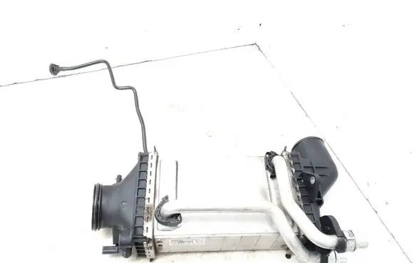Mercedes-Benz C W205 Intercooler radiator A2740900414 CC153003