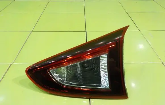 Mazda 2 Rear/tail lights 13218368