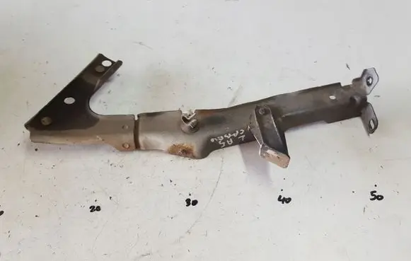 Audi A5 8T 8F Fender mounting bracket