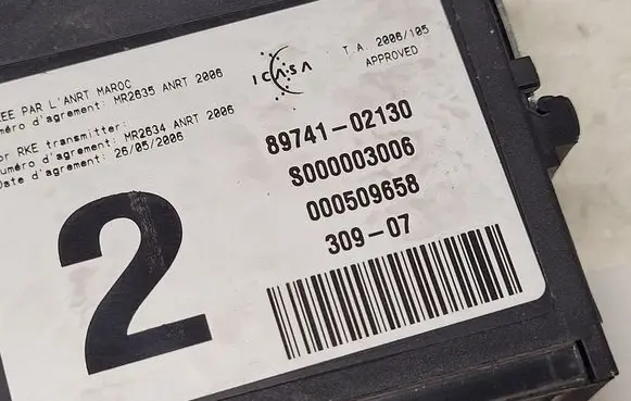 Toyota Auris 150 Door control unit/module 8974102130 S000003006 000509658