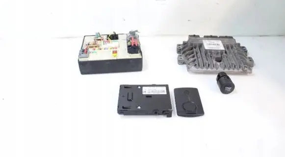 Renault Megane III Engine control unit/module ECU