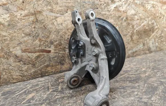 Honda Civic Rear wheel hub spindle/knuckle 