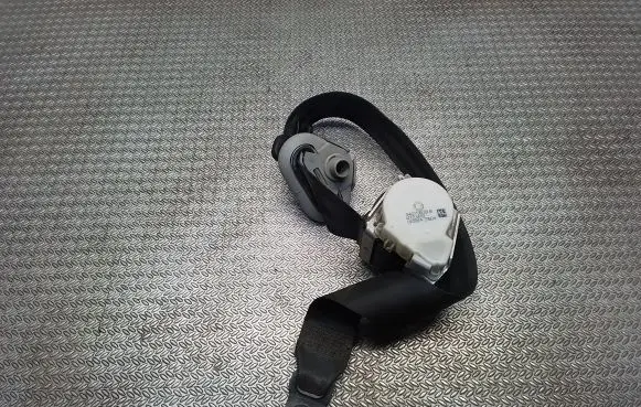 Volkswagen Caddy Front seatbelt 2K6857705
