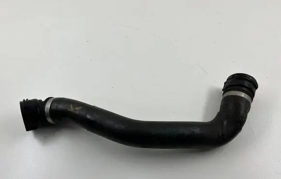 BMW 5 G30 G31 Engine coolant pipe/hose 8572911 14837811