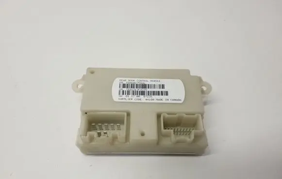 Chrysler Town & Country V Door control unit/module P04602758AG