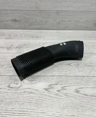 BMW X6 E71 Air intake duct part 7812058 090090847 17964510MX