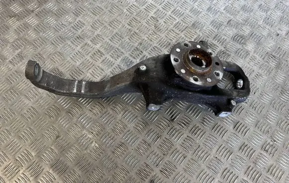 Maserati Ghibli Front wheel hub 670039063