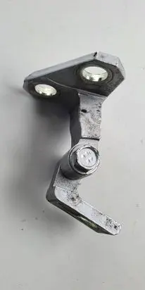 Volkswagen PASSAT B7 Rear door upper hinge