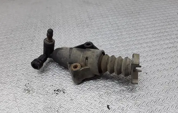 Skoda Octavia Mk1 (1U) Clutch slave cylinder 