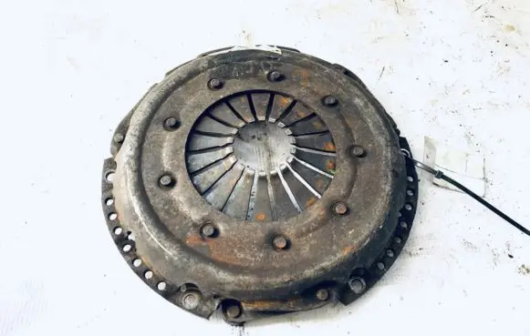Volkswagen PASSAT B5 Pressure plate 
