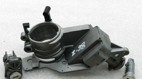 Opel Zafira B Ignition lock 93178538 2421430