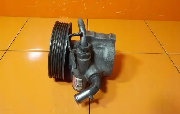 Fiat Doblo Power steering pump 51869236